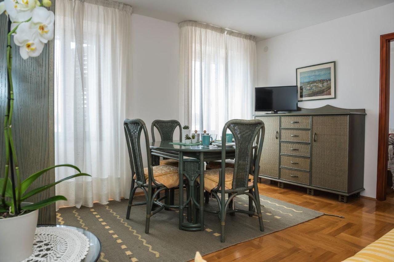 Clorinda Sea View Free Parking Apartment Rovinj Exterior photo